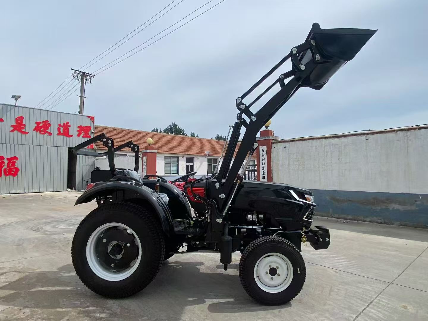 80HP 4WD Farm Tractor Professi - Agriculture Farming Professional recension och pris